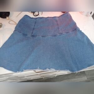 Free people We The Free Highlands Denim above the knee Skirt Raw hem  SZ 10